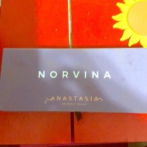 Anastasia Norvina palette
